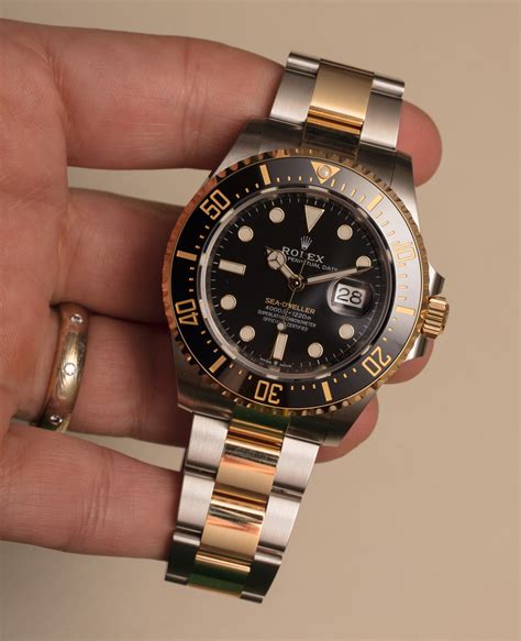 rolex sea dweller rolesor face